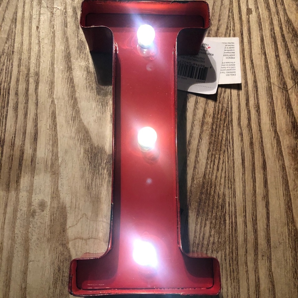 Red Vintage Look Marquee Letter “I”.  (Item #2)